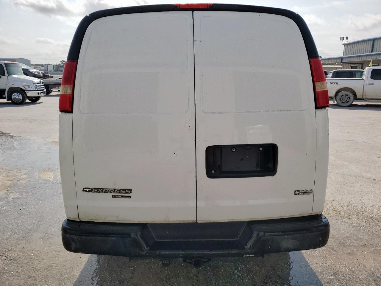 1GCWGGBA4C1199072 2012 Chevrolet Express G2500