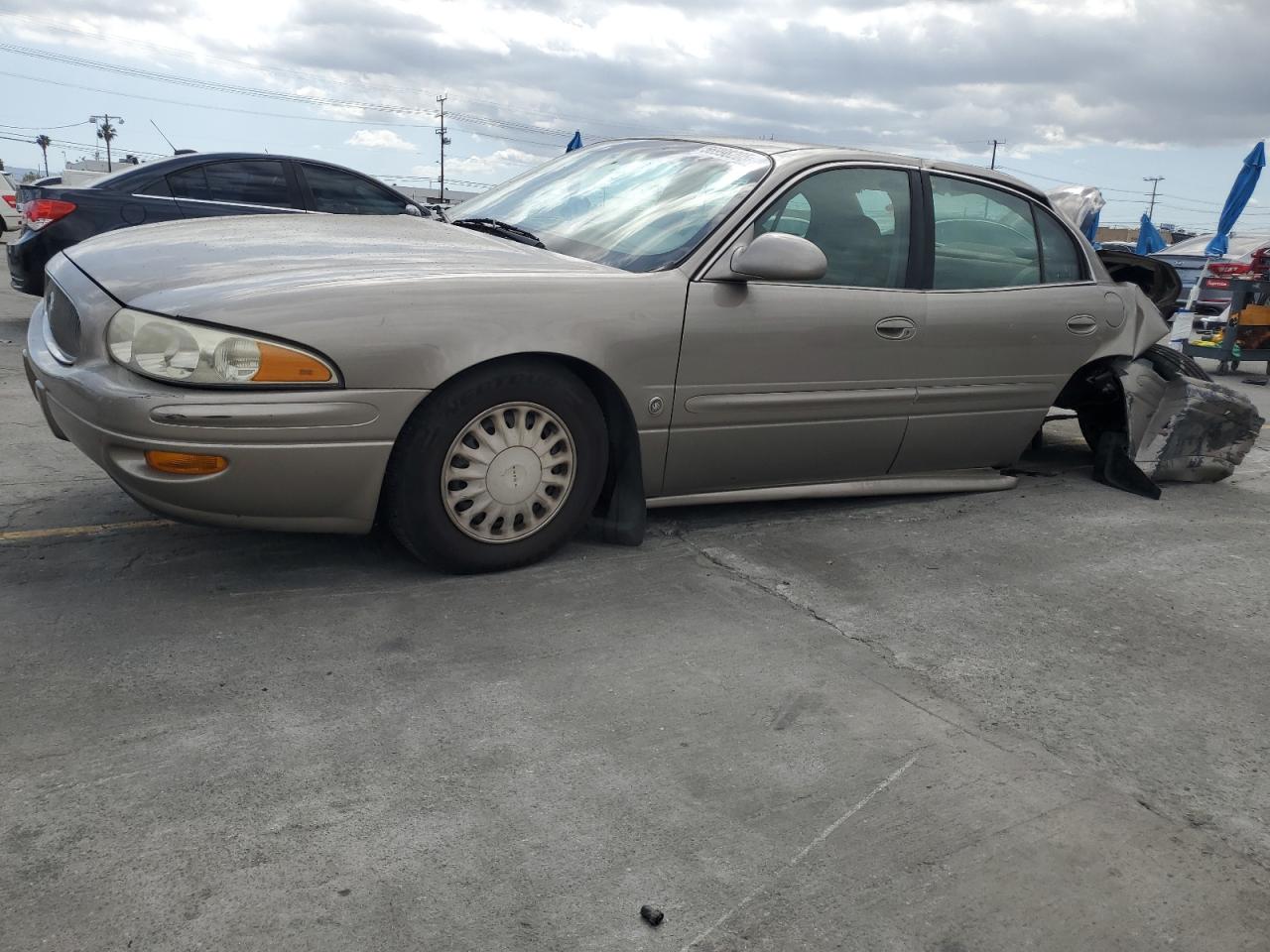 2002 Buick Lesabre Custom for Sale in Sun Valley, CA - Rear End