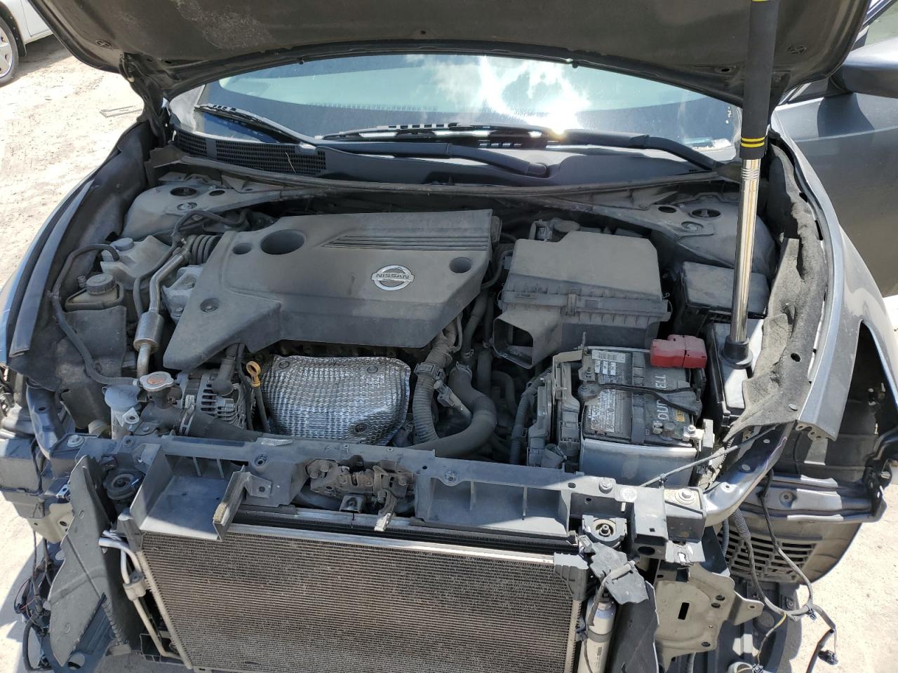 2015 Nissan Altima 2.5 VIN: 1N4AL3AP2FC256386 Lot: 56368525