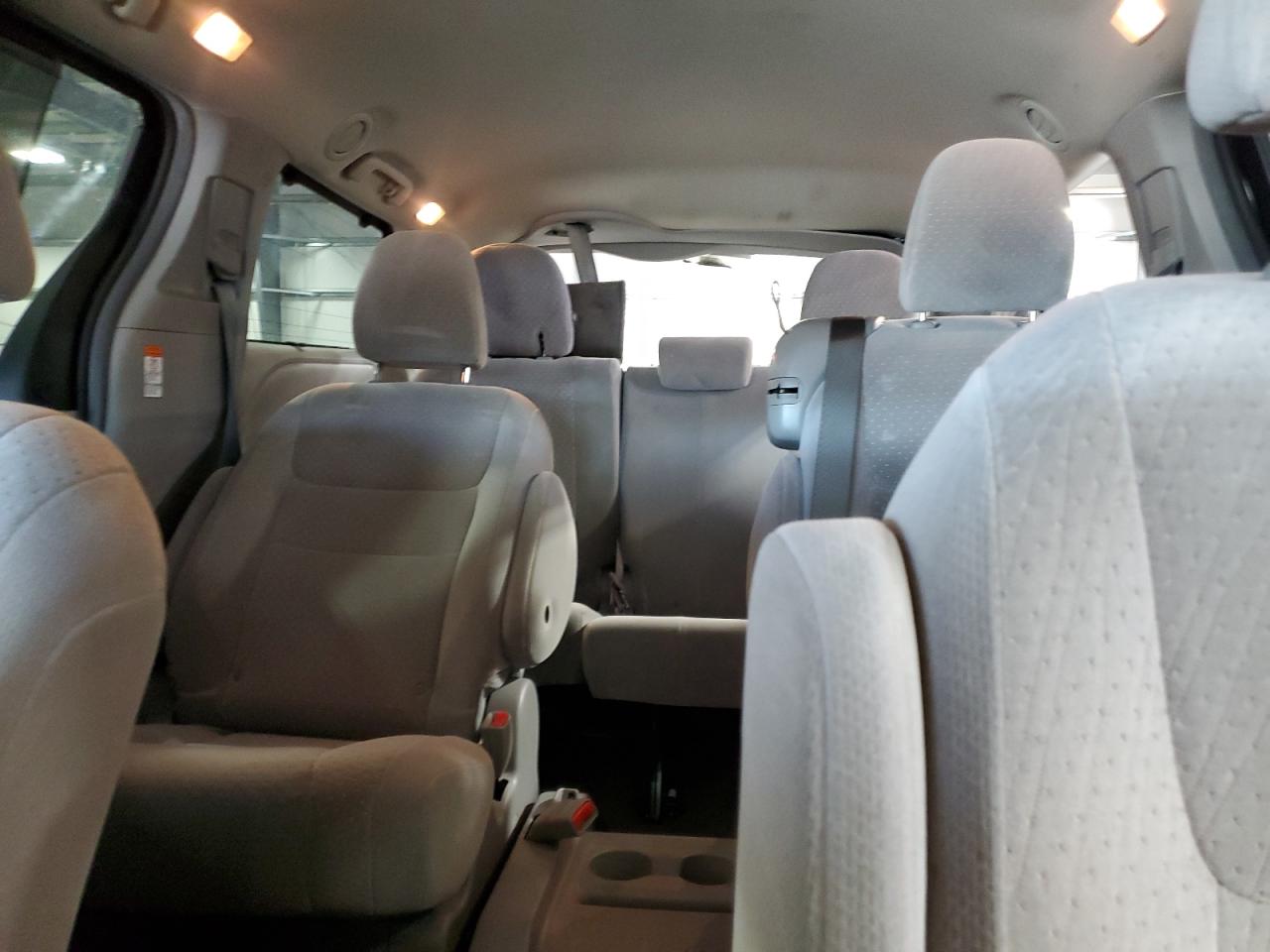 2015 Toyota Sienna Le VIN: 5TDKK3DC2FS556535 Lot: 56310525