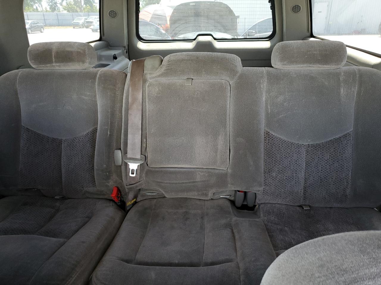 2004 Chevrolet Suburban C1500 VIN: 3GNEC16TX4G206794 Lot: 56906835
