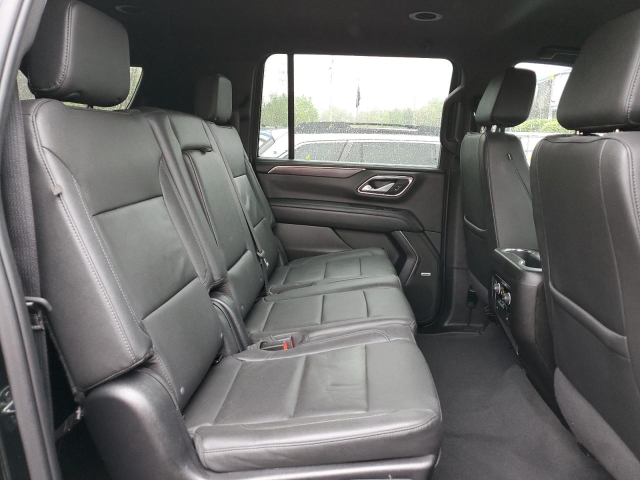 2022 Chevrolet Suburban K1500 Lt VIN: 1GNSKCKD3NR356120 Lot: 55743595