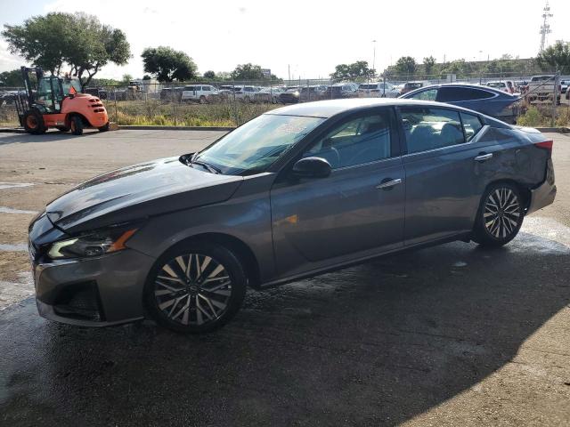 NISSAN ALTIMA SV 2025