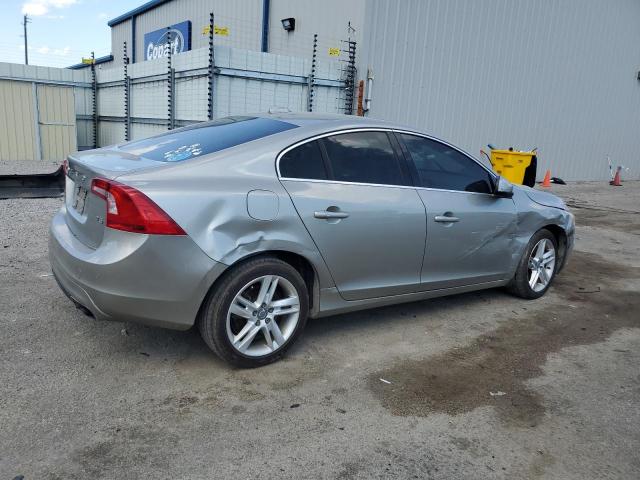  VOLVO S60 2015 Srebrny
