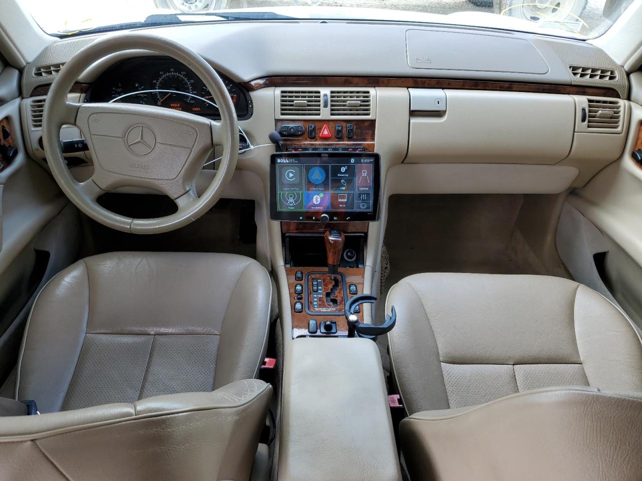 1999 Mercedes-Benz E 320 VIN: WDBJF65H3XA906814 Lot: 56183905