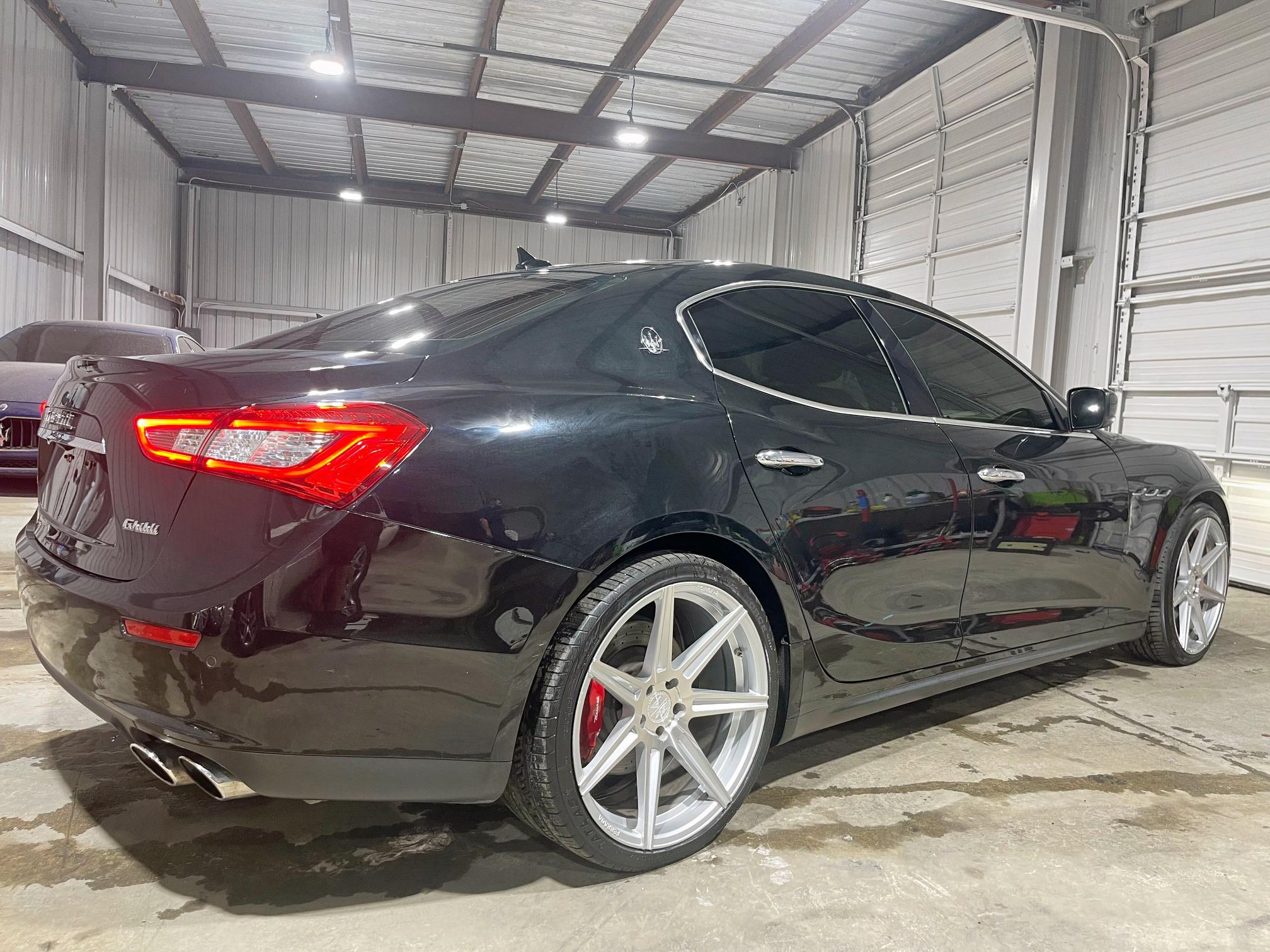 Sedans MASERATI ALL MODELS 2014 Czarny