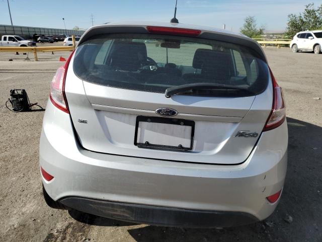  FORD FIESTA 2019 Серебристый