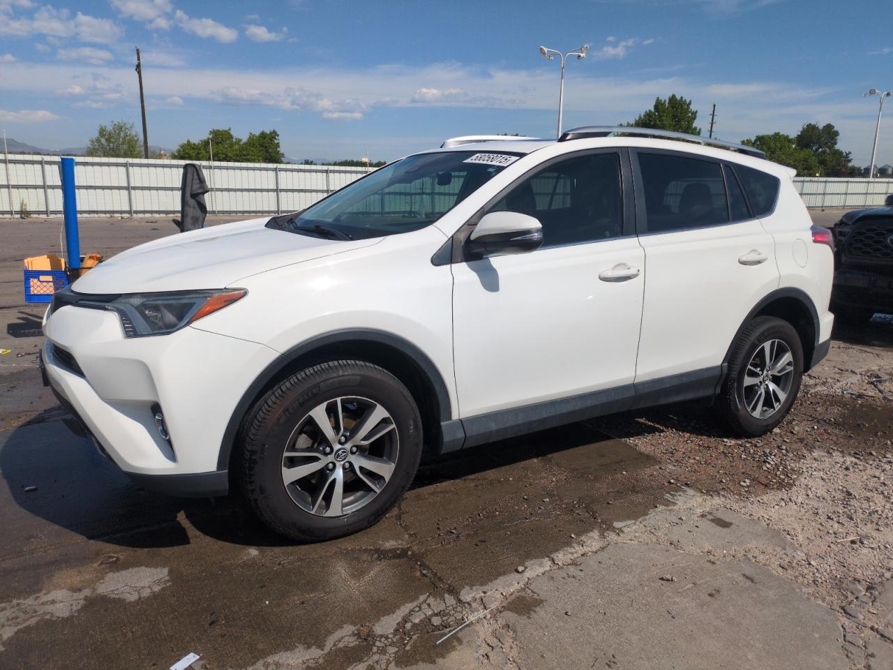 Littleton, CO에서 판매 중인 2018 Toyota Rav4 Adventure - Side