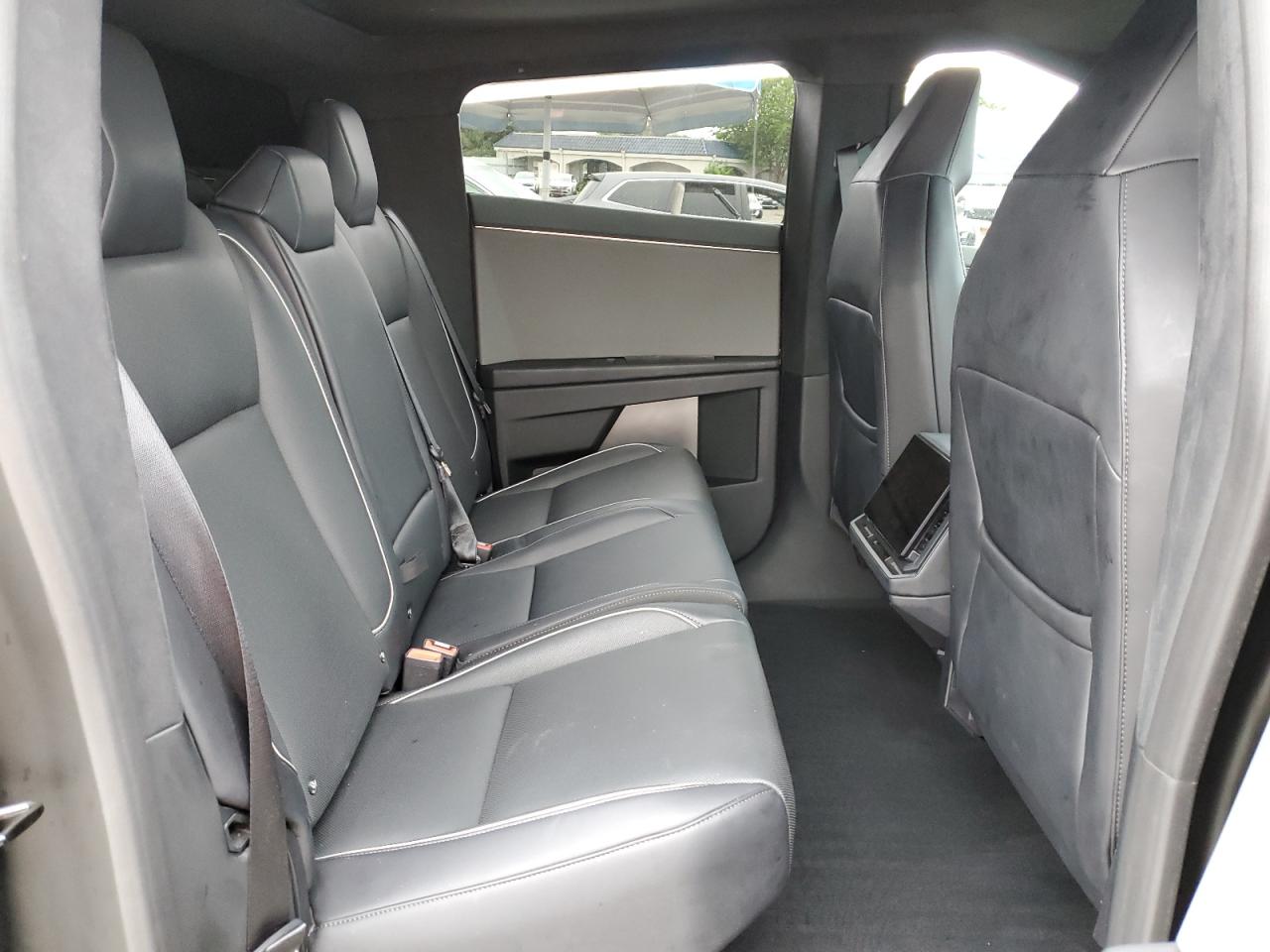 2024 Tesla Cybertruck VIN: 7G2CEHED6RA022067 Lot: 55996705