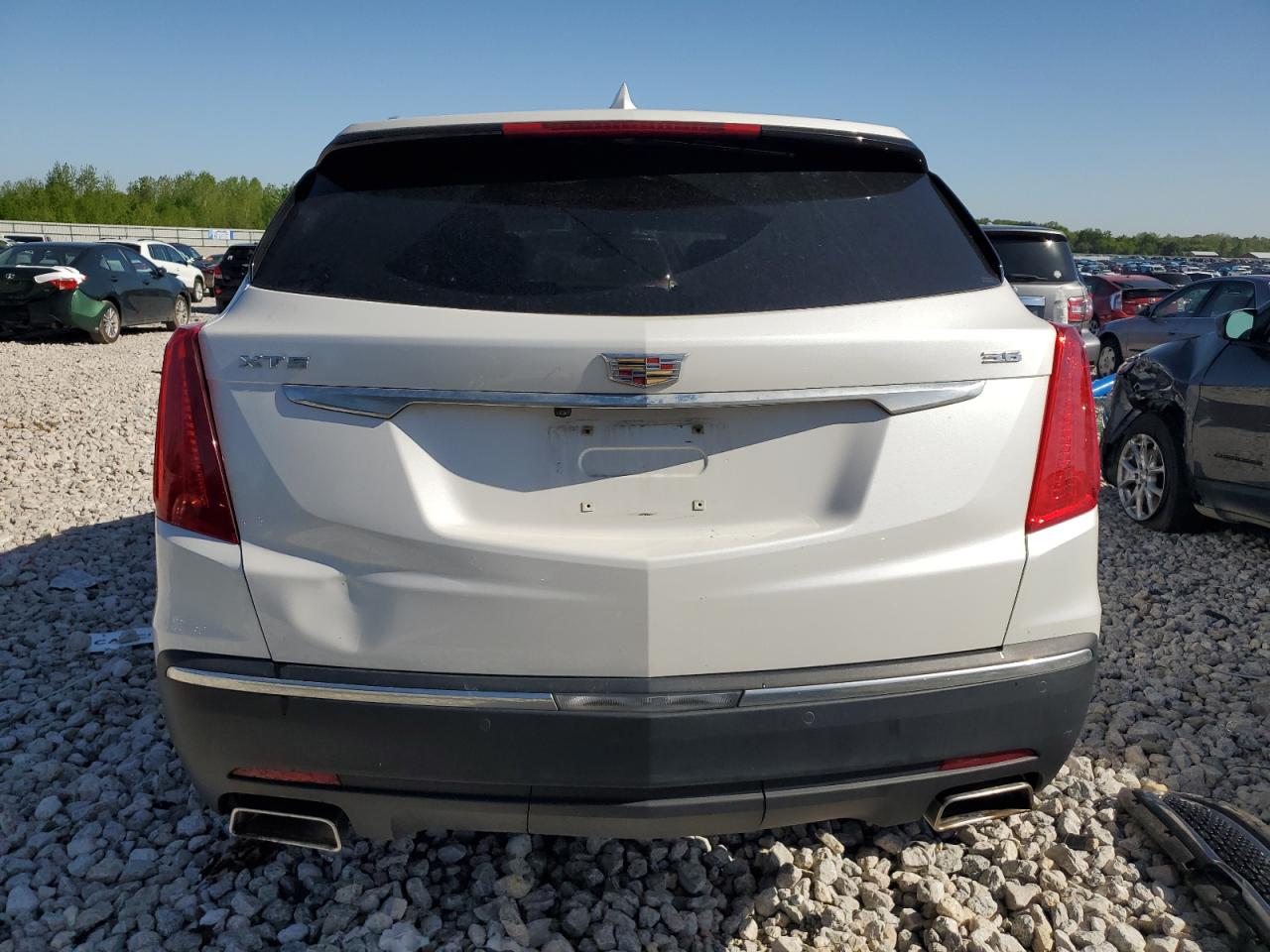 2017 Cadillac Xt5 Luxury VIN: 1GYKNBRS8HZ271027 Lot: 56403665