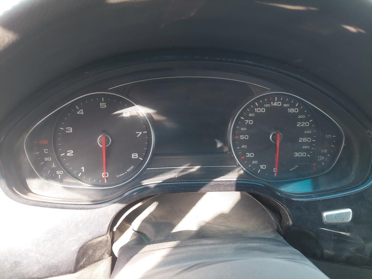 WAUYGBFDXGN000599 - 2016 Audi A8 - #undefined