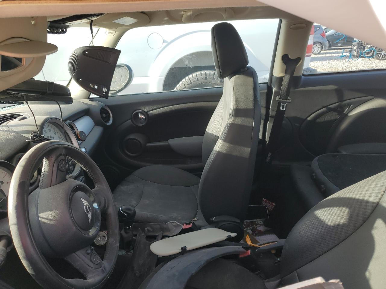 2011 Mini Cooper VIN: WMWSU3C52BT094502 Lot: 56579965