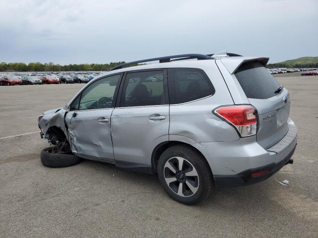  SUBARU FORESTER 2018 Srebrny