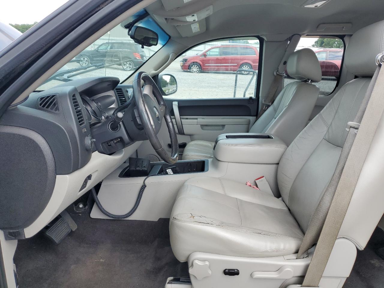 2011 Chevrolet Silverado C1500 Lt VIN: 1GCRCSE03BZ451652 Lot: 57067785