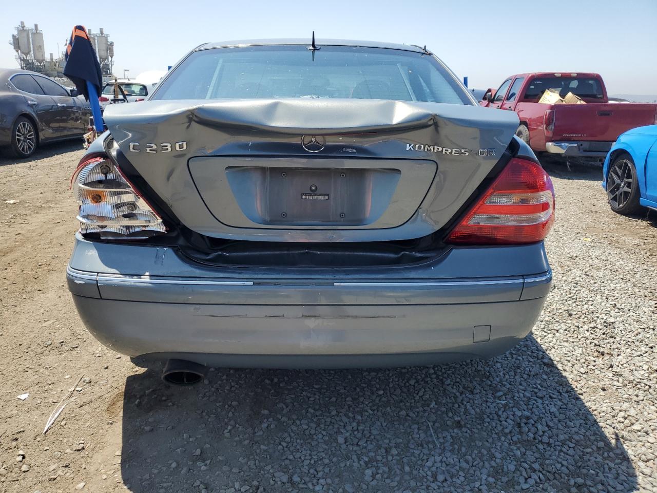 2005 Mercedes-Benz C 230K Sport Sedan VIN: WDBRF40JX5F623375 Lot: 56363905