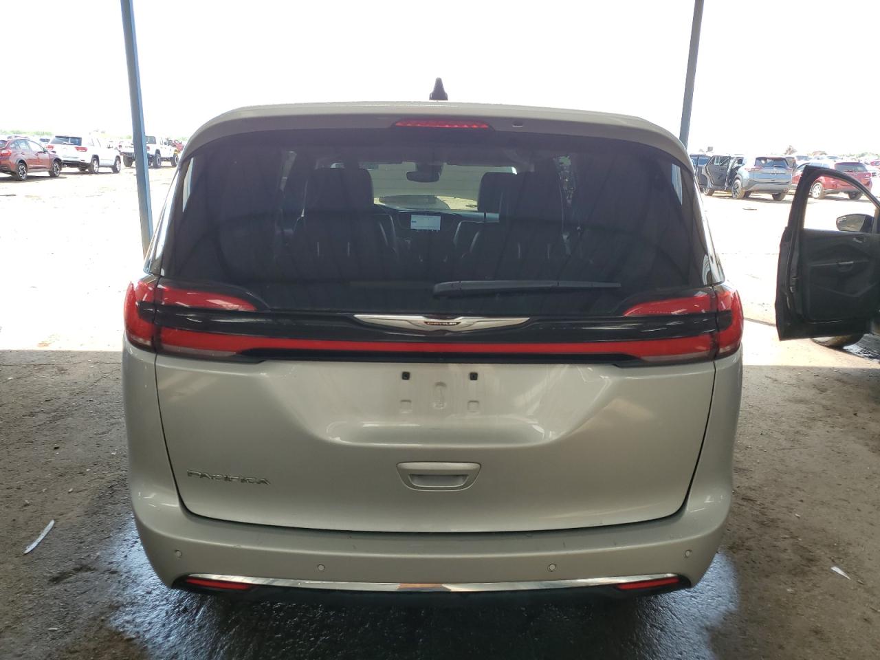 2024 Chrysler Pacifica Touring L VIN: 2C4RC1BG3RR158107 Lot: 56551005
