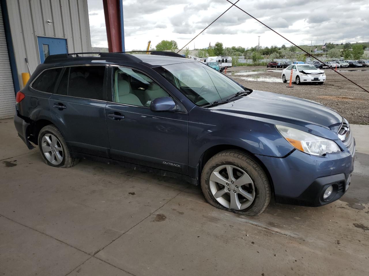 2014 Subaru Outback 2.5I Premium VIN: 4S4BRBCC8E3219323 Lot: 57081015