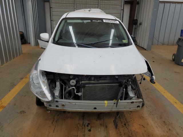  NISSAN VERSA 2016 Biały