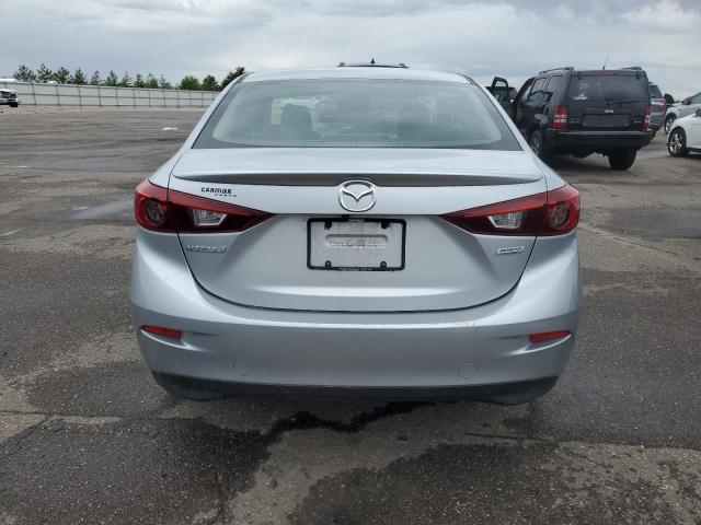  MAZDA 3 2018 Silver