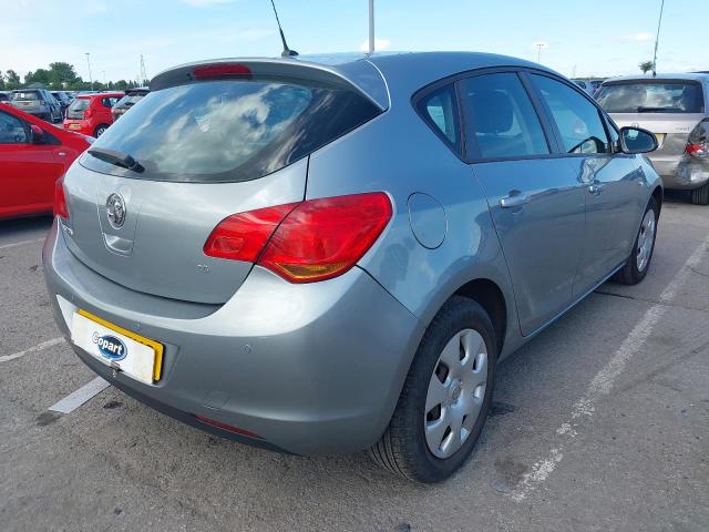 2010 VAUXHALL ASTRA EXCL