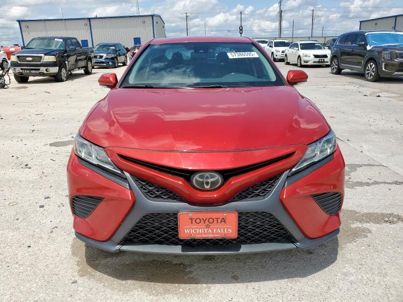  TOYOTA CAMRY 2020 Красный