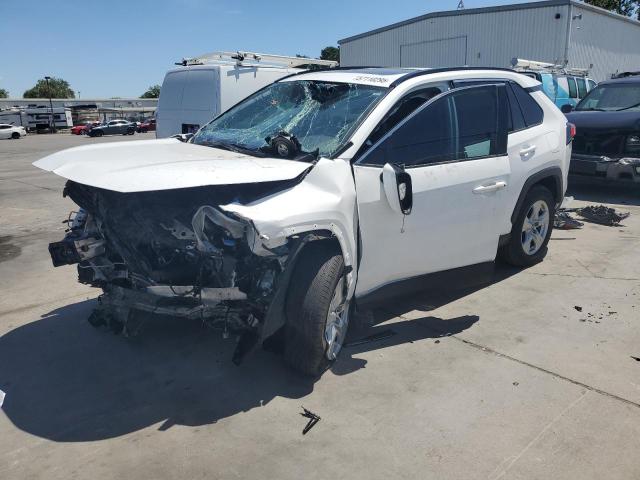 TOYOTA RAV4 XLE 2021