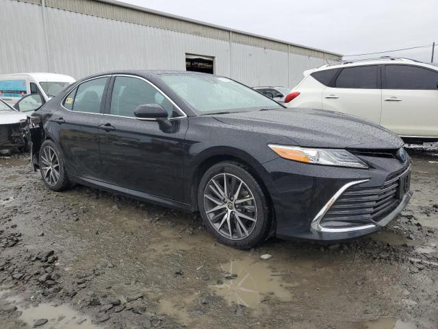  TOYOTA CAMRY 2022 Черный