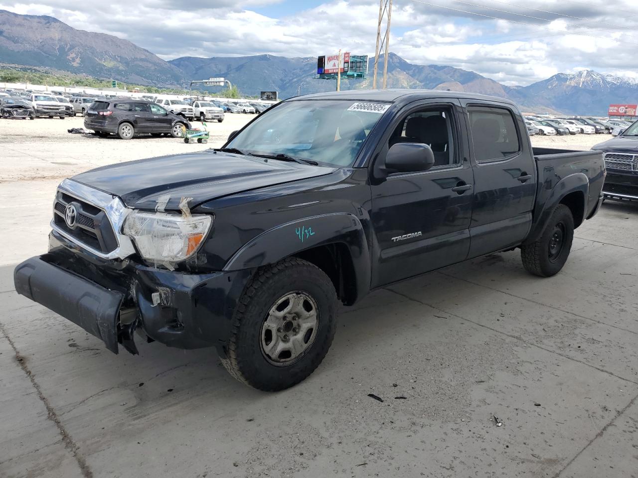 2015 Toyota Tacoma Double Cab na sprzedaż w Farr West, UT - All Over
