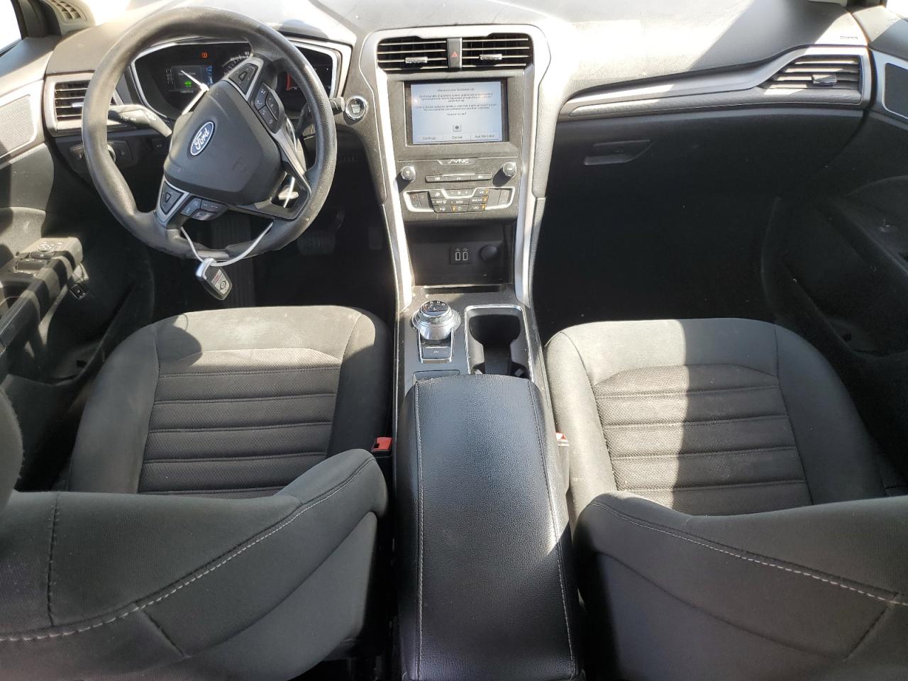 2019 Ford Fusion Se VIN: 3FA6P0LU5KR124875 Lot: 57157095