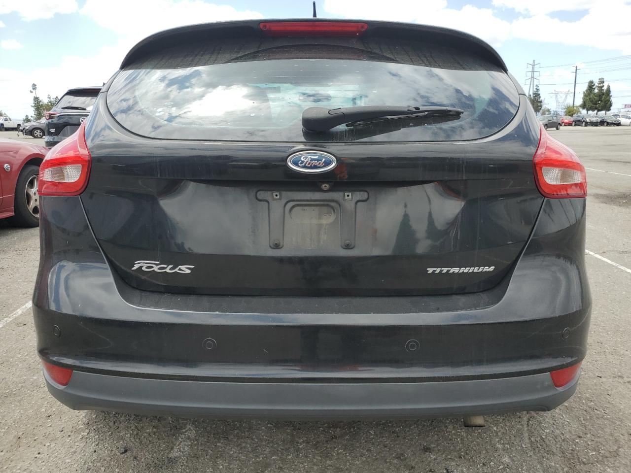 2015 Ford Focus Titanium VIN: 1FADP3N20FL232314 Lot: 56893515