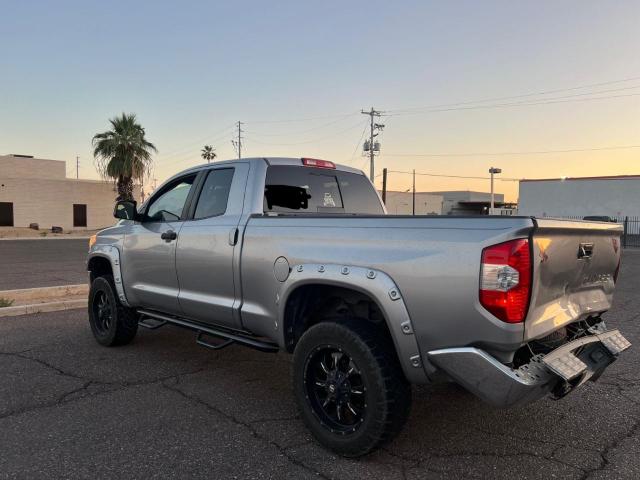 Pickups TOYOTA TUNDRA 2015 Szary