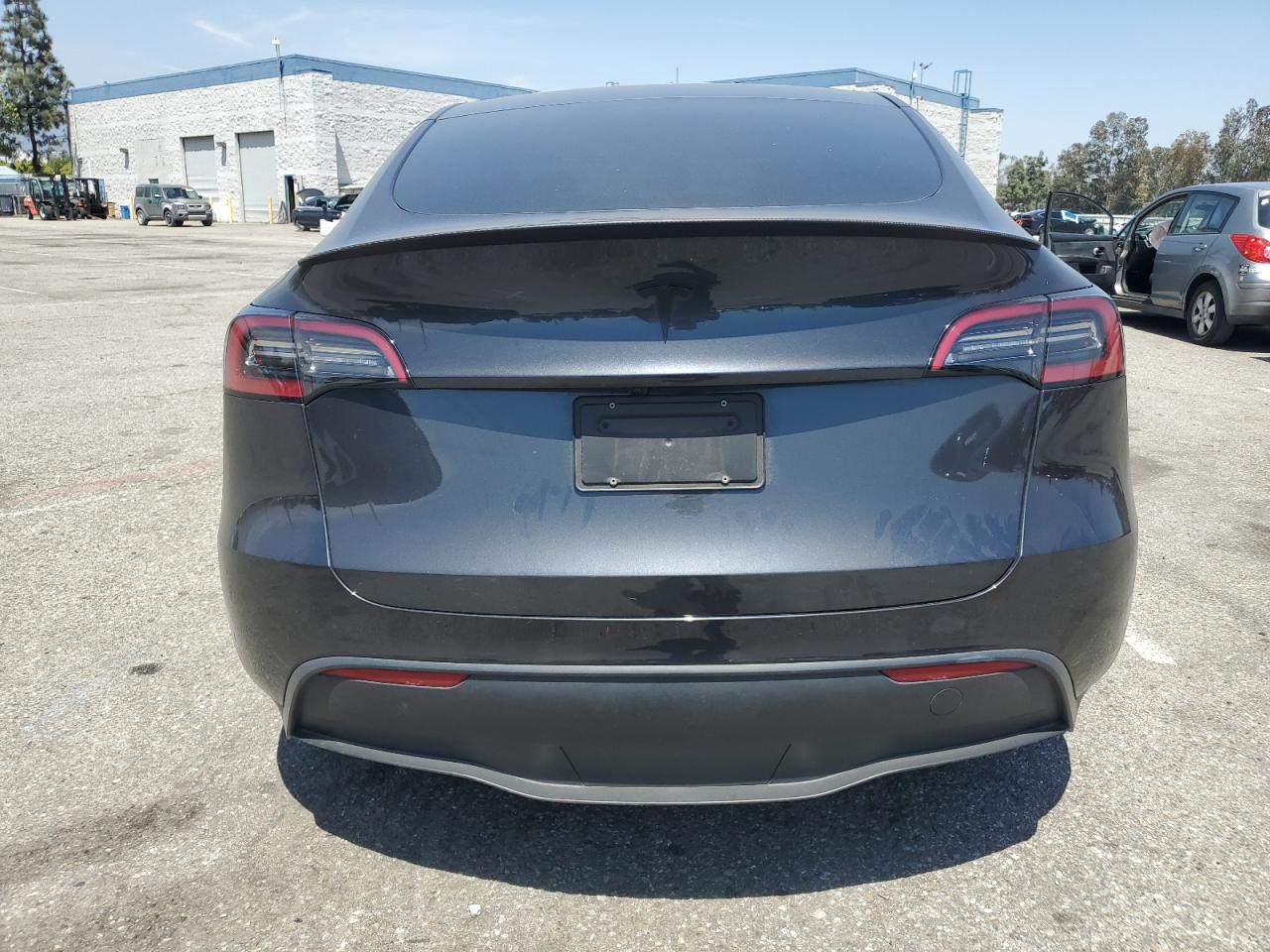 2024 Tesla Model Y VIN: 7SAYGDEF0RF059697 Lot: 57507415