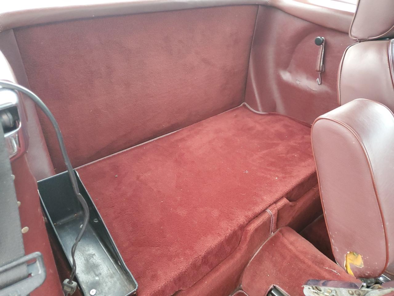 1986 Mercedes-Benz 560 Sl VIN: WDBBA48D1GA042362 Lot: 56671175