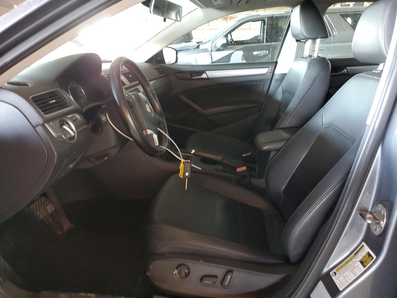 2015 Volkswagen Passat S VIN: 1VWAT7A30FC063858 Lot: 57595595