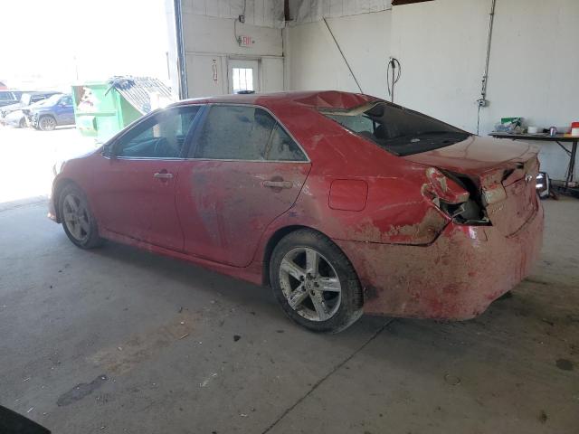  TOYOTA CAMRY 2012 Красный