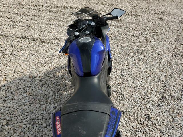 2018 YAMAHA YZFR3   
