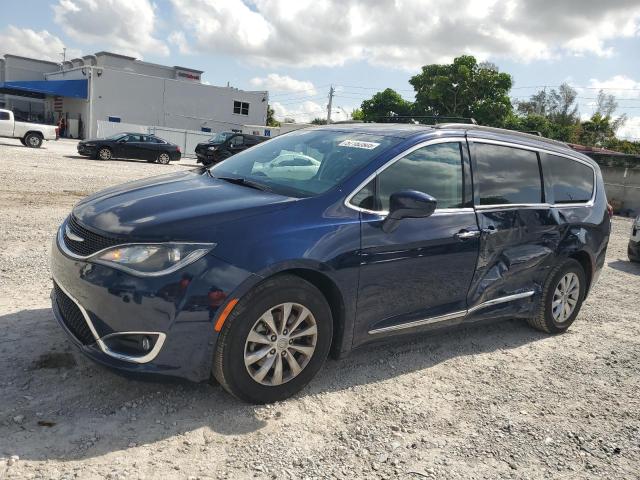  CHRYSLER PACIFICA 2017 Blue