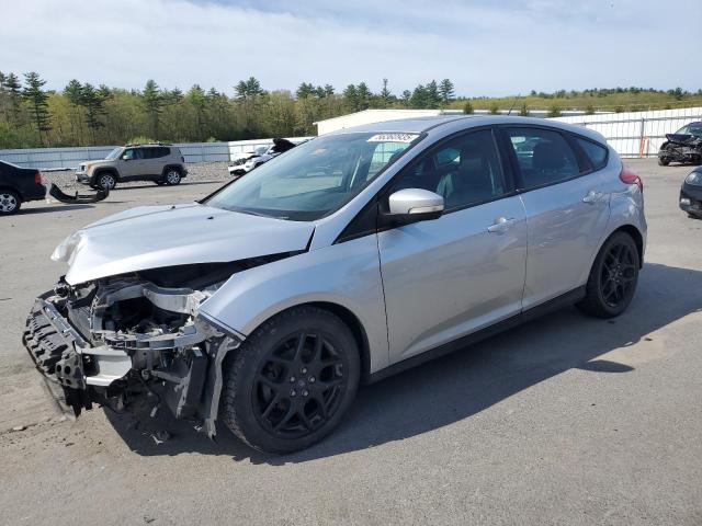 Хетчбеки FORD FOCUS 2016 Сріблястий