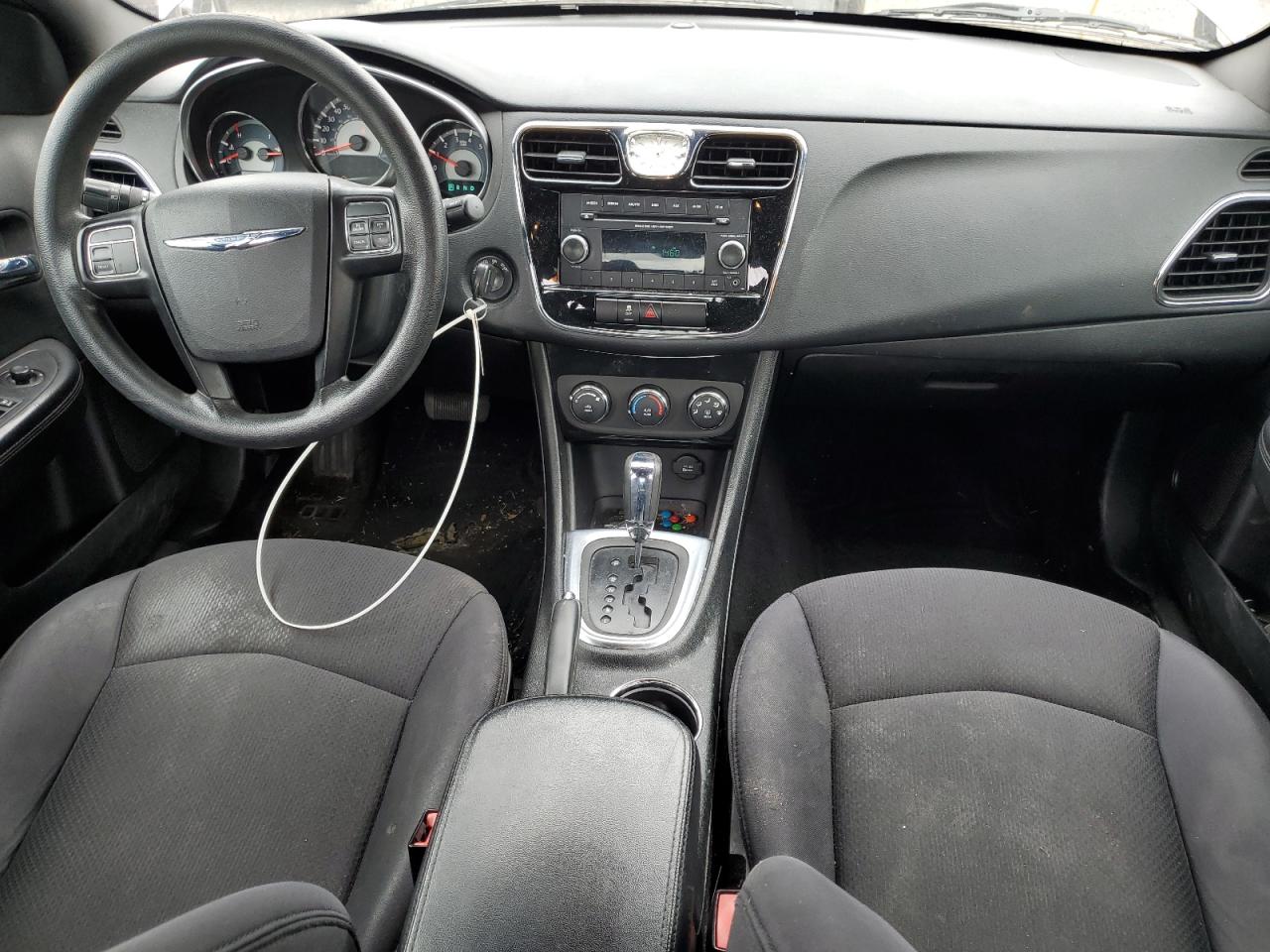 2013 Chrysler 200 Lx VIN: 1C3CCBAB0DN647110 Lot: 57287665