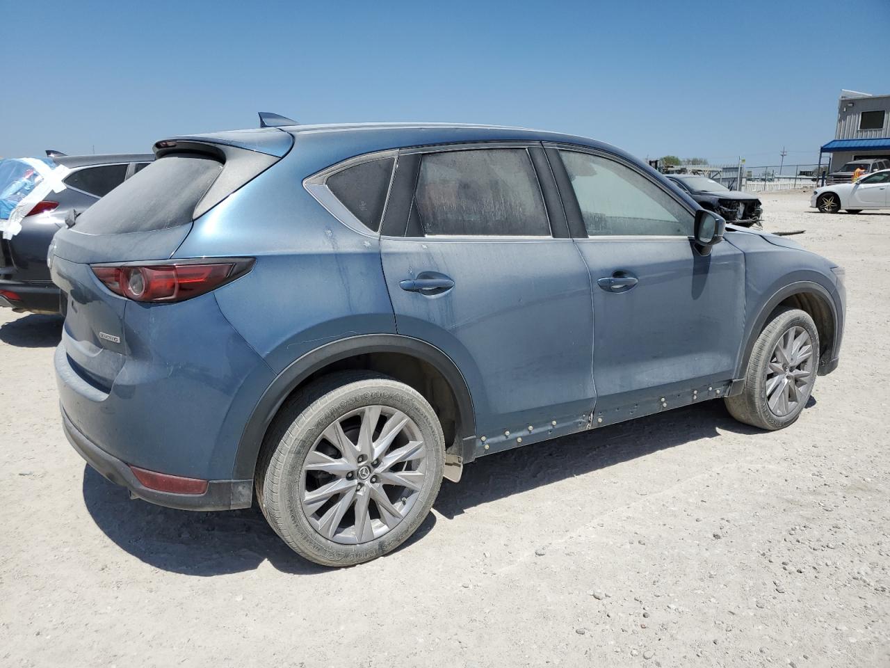 2020 Mazda CX-5 - Image 3