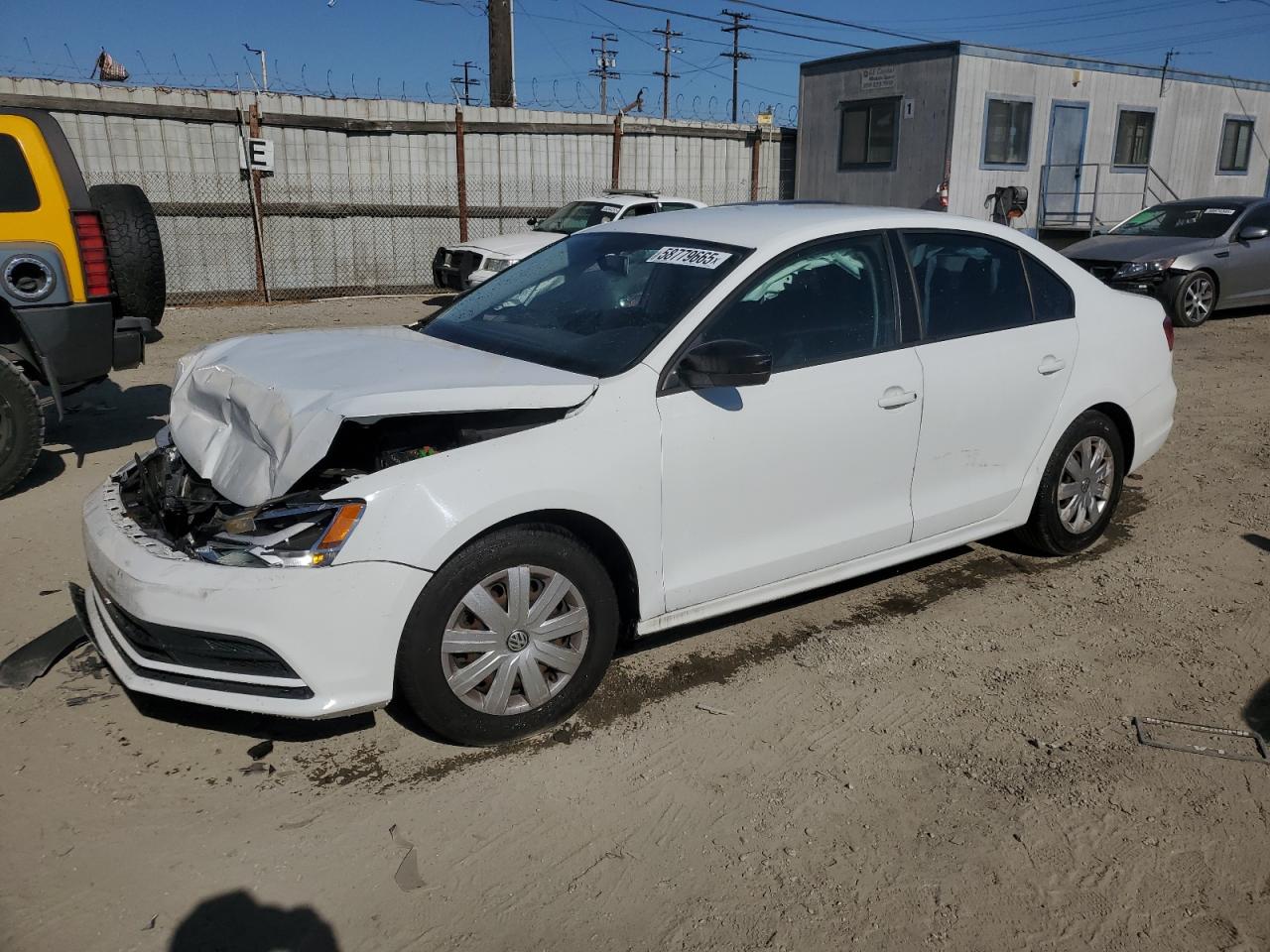 2015 Volkswagen Jetta Base for Sale in Los Angeles, CA - Front End