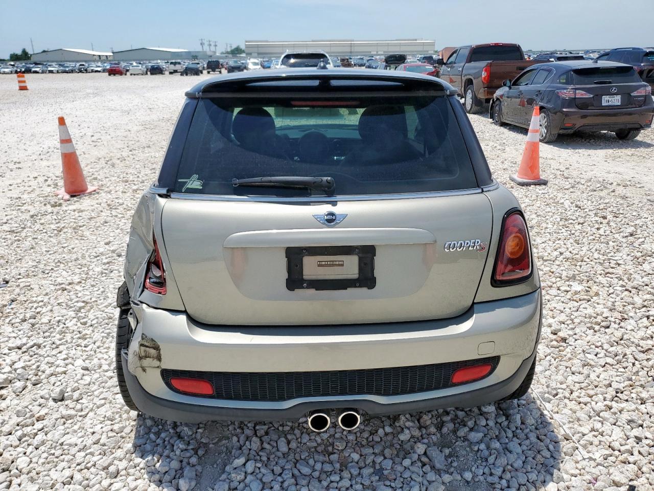 2007 Mini Cooper S VIN: WMWMF73557TL83410 Lot: 56825165