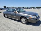 2004 Lincoln Town Car Executive for Sale in Antelope, CA - Side