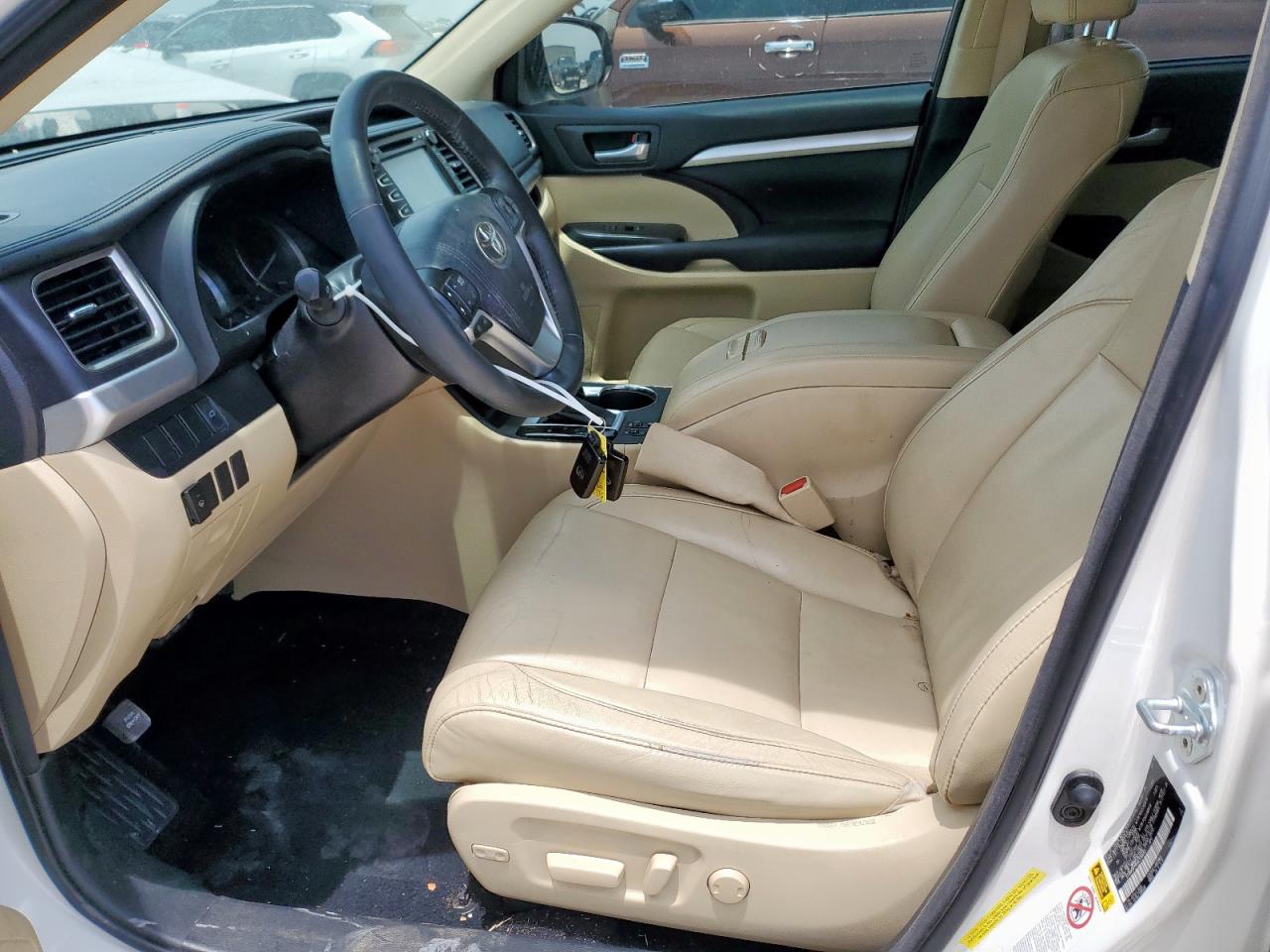 2016 Toyota Highlander Xle VIN: 5TDKKRFH6GS136693 Lot: 56861785