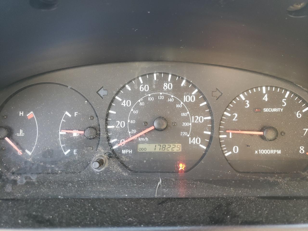 2t1cf22p9yc364050 2T1CF22P9YC364050 2000 Toyota Camry Solara Se