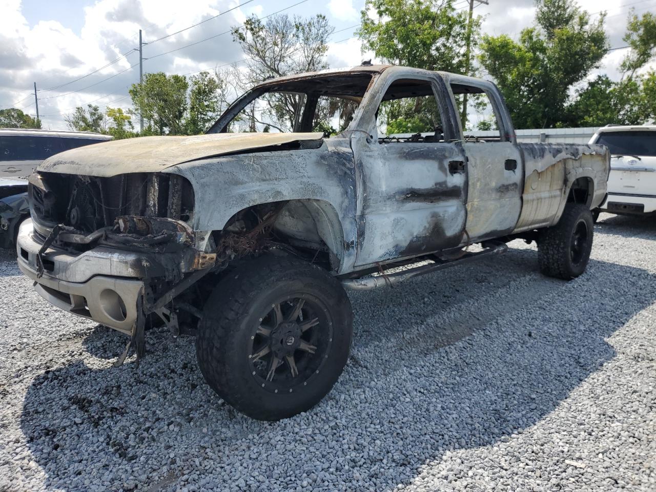 2007 Gmc New Sierra K3500 for Sale in Riverview, FL - Burn
