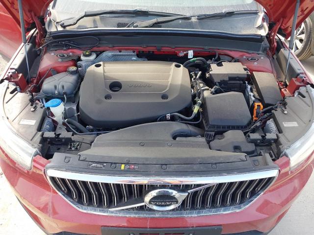 2020 VOLVO XC40 INSCRIPTION PRO B4 M 