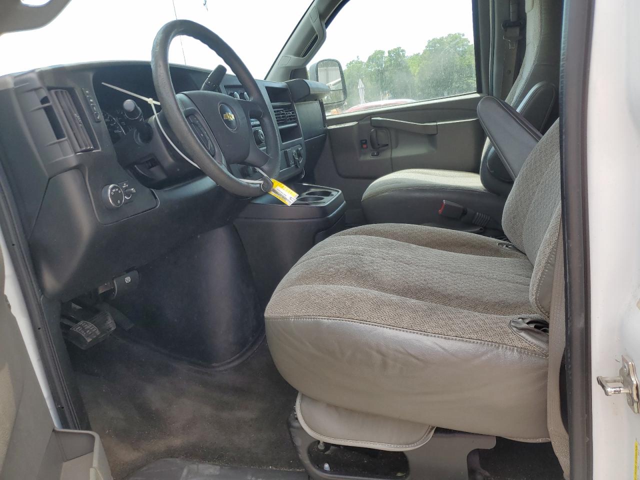 2017 Chevrolet Express G3500 Lt VIN: 1GAZGPFG2H1180404 Lot: 56962715