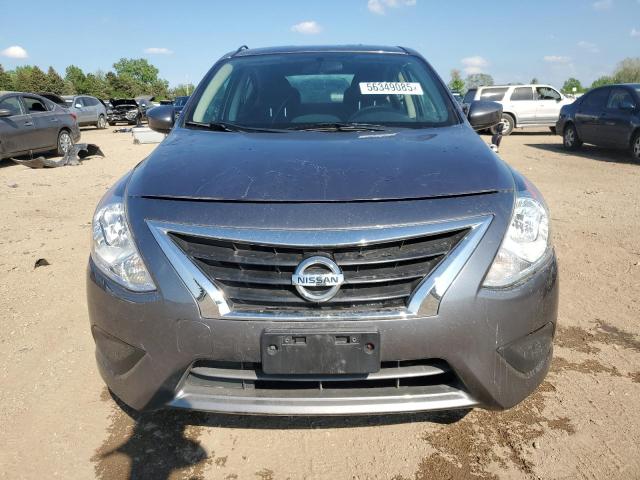  NISSAN VERSA 2019 Серый