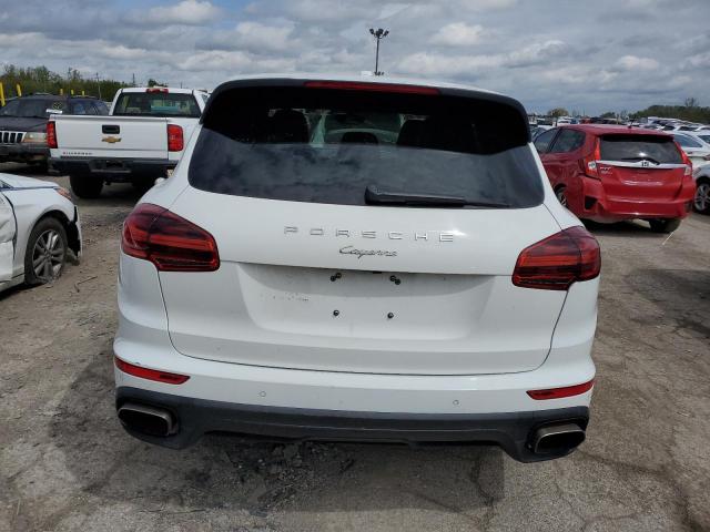  PORSCHE CAYENNE 2017 Biały
